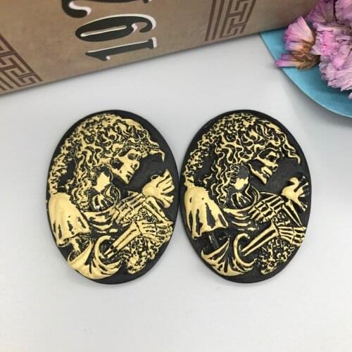 Free shipping!resin relief Skull Cameo.Resin cameo black background Flatback Cabochon for Necklace Pendant .Jewelry.DIY30*40mm