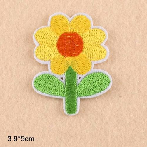 Cartoon Pineapple With Glasses Flower Sun Bee Iron On Embroidered Clothes Patches For Clothing Stickers Garment Wholesale