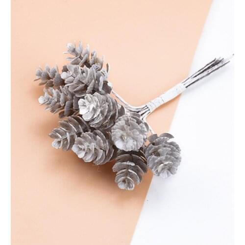 Vivid Anti-deform Stimulation Decorative Christmas Pine Cone Plant for Party