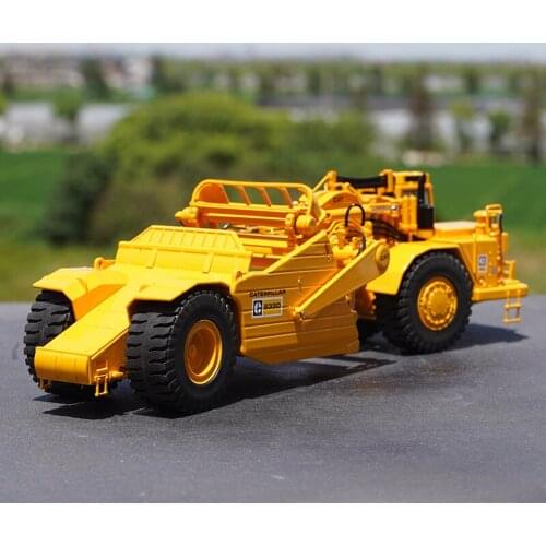 Diecast 1:18 Scale Toyota MATRIX 2003 Simulation Alloy Car Model Collectible Gift Decoration Display Toys for Boys