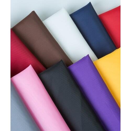 Width 59'' Solid Color Smooth Comfortable Non-Static Polyester Taff Fabric By The Yard For Suit Overcoat Lining Material