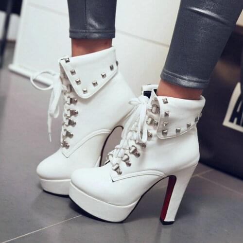2021 Fashion Women Ankle Boots Square High Heels Lace up Faux Leather Ankle Boots Winter Ladies Platform High Heels Black White