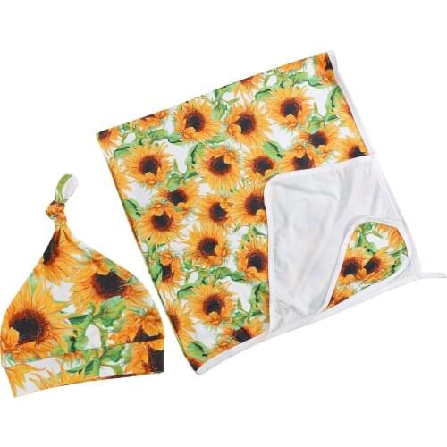 Baby Swaddle Set Super Soft Hospital Receiving Blanket Beanie Hat Set for Boys And Girls Help Baby Het A Better Sleep 0-3M