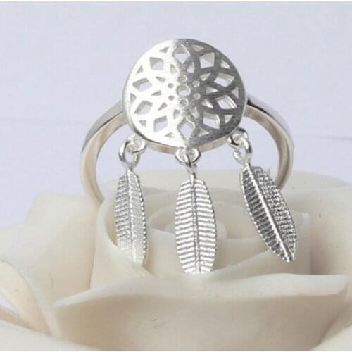 Oly2u Bijoux 2019 Korean Fashion Hollow Feather Rings Unique Dreamcatcher Adjustable Opening Ring Best Gift for Women Anillos