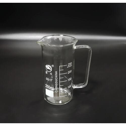 With handle Beaker in tall form,Capacity 250ml,Outer diameter=63mm,Height=126mm,Laboratory beaker