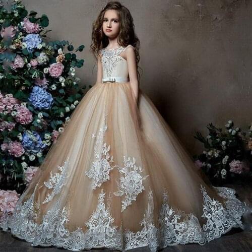 2021 New Cute Flower Girl Dresses For Weddings Ball Gown Tulle Appliques Lace Beaded Long First Communion Dresses Little Girl