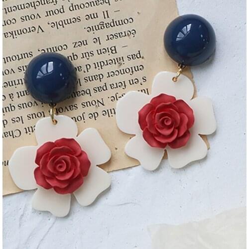 Romantic Elegant Rose Flower Earrings for Women Retro Handmade Resin Ear Clip Stud Korean Fashion Dating Jewelry 2021 Trend Gift