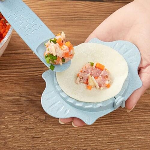 1*Dumpling Mould + 1*Stuffing Spoon Wheat Straw Ravioli Making Mold Kitchen Baking & Pastry Gadget Meat Pelmen Mould