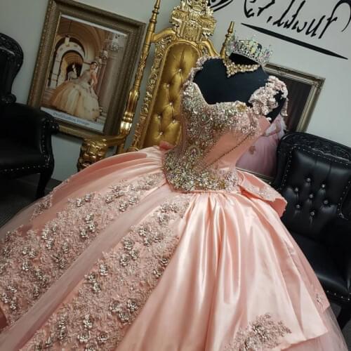 Off the Shoulder Pink Quinceanera Dresses Appliqued Beaded Ball Prom Gowns Sweet 16 Dress vestidos de 15 años