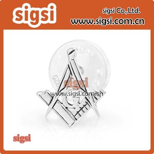 Clean cuts alloy letter brooch