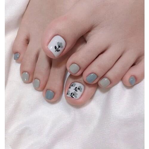 24pcs Flower Printed Nail Patch Glue Type Removable Short Paragraph Fashion Manicure Save Time False Nail Patch Nail Art