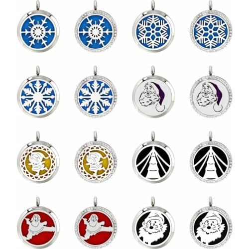Christmas Reindeer Snowflake 30mm Rhinestone Aroma Locket 316 Stainless Steel Essential Oil Diffuser Locket Pendant Free 10pads
