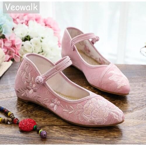 Veowalk Soft Comfortable Women Jacquard Cotton Pointy Toe Mary Jane Flats Retro Chinese Style Ladies Embroidered Walking Shoes
