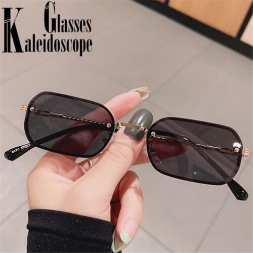 Vintage Square Sunglasses Men Brand Designer Retro Rectangle Metal Sun Glasses Women Ins Popular y2k Eyewear Shades UV400 Ladies