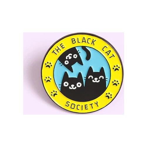 Creative Fashion Round Black Cat Club Enamel Brooch Cartoon Cute Smile Three Cats Badge Lapel Backpack Jewelry Accessories Gift
