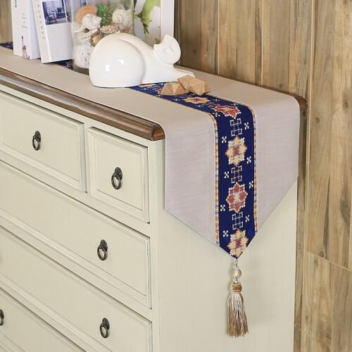 Cartoon Snow Jacquard Craft Table Flag Cute bear modern style table runner Home Decoration Bed Flag Cabinet Flag Customizable