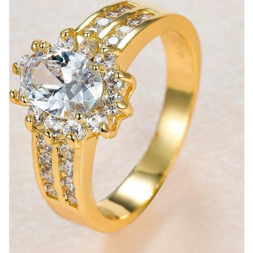 Girls White Crystal Zircon Ring Charm Oval Stone Rings For Women Men Wedding Jewelry Vintage Fashion Yellow Gold Engagement Ring