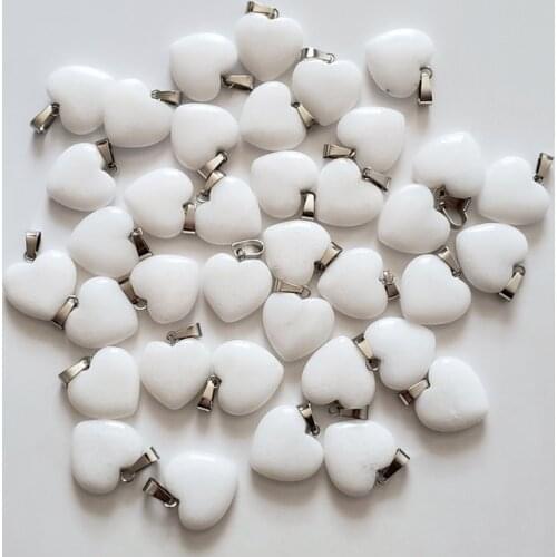 Wholesale 50pcs/lot 2018 Hot fashion high quality natural stones love heart pendants charm for jewelry making 20mm