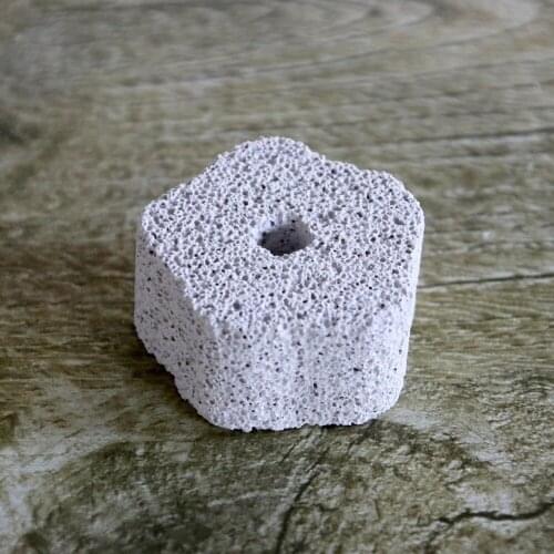 2 Pcs Quincunx Little Pet Grind Teeth Molars Small Animals Guinea Pig Tunnel House Hamster Squirrel Ferret Hedgehog