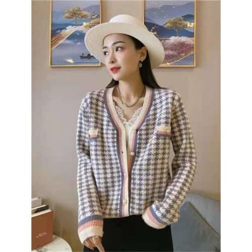 Real shot 2021 autumn new Korean womens V-neck houndstooth knit color matching loose sweater jacket