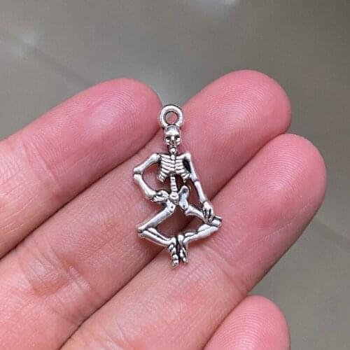 10pcs Antique Silver Color 21X15mm Dance Skull Charms Pendant for Jewelry Making Bracelet Vintage Accessories