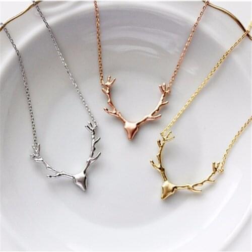 New Fashion Elk Deer Antlers Moonstone Crystal Pendant Necklace Deer Horn Clavicle Chain Necklace For Christmas Jewelry Gift
