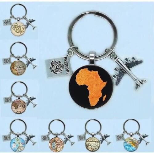 New 25mm World Travel City Map Aircraft Keychain New York Florence Finland Los Angeles Africa United Kingdom Native Map Badge Ke