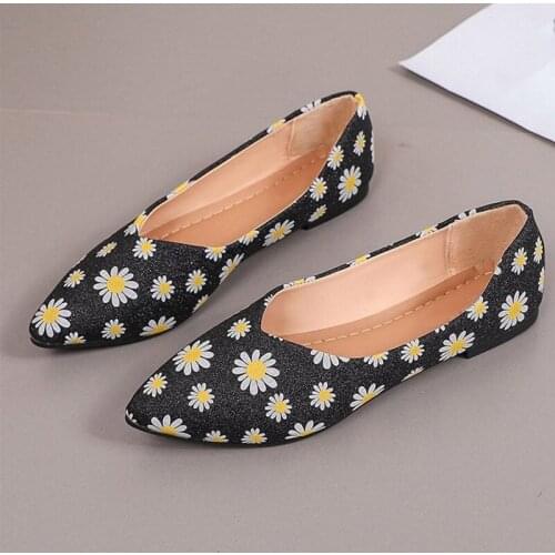 Ladies Loafers Flat Casual Floral Pointed Frosted Shallow Mouth Ladies Shoes Light Womens Shoes Ladies Spring Summer 2021