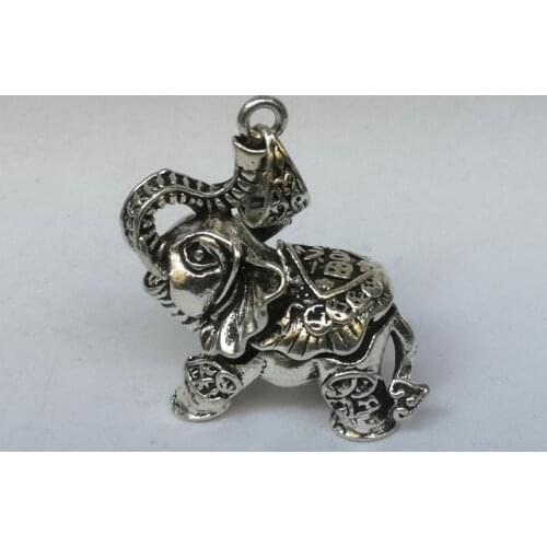 YIZHU CULTUER ART Collection Old China Tibet Silver Handmade Auspicious Elephant Pendant Amulet Decoration Gift
