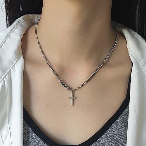 925 Silver Necklace Retro Cross Pendant Clavicle Chain Simple Cross Shape Jewelry Womens Sweater Chain Silver Necklace