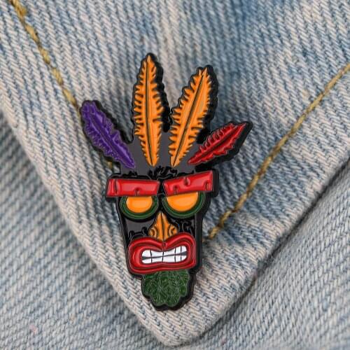 LT947 Game wolf Cool Enamel Pins Custom Brooches Lapel Badge Jewelry For Backpack Decoration Friends Kids Gift Accessories