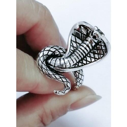 Exaggerated Punk Vintage Silver Color Cobra Snake Ring for Women Men Retro Punk Snake Animal Finger Ring Hip Hop Party Jewelry