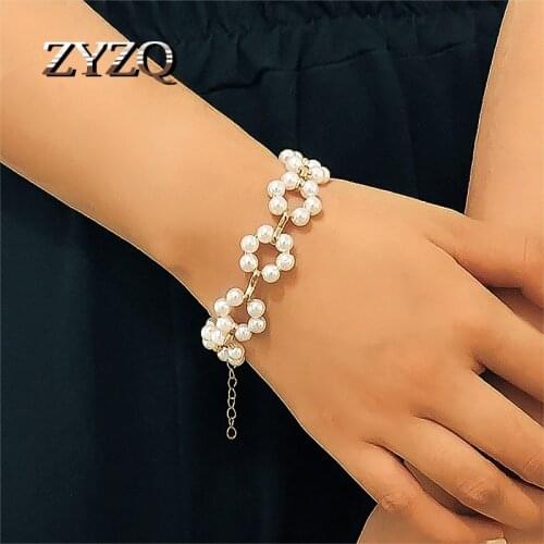 ZYZQ Baroque Imitation Pearls Bracelet For Women Simple Flowers Bracelet Fashion Travel Souvenir Jewelry Wholesale
