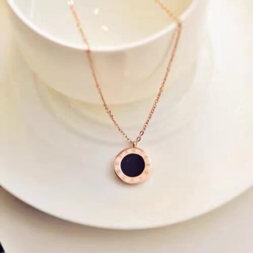 Fashion black white Fritillary titanium steel clavicle chain necklace simple Roman numeral round necklace for women