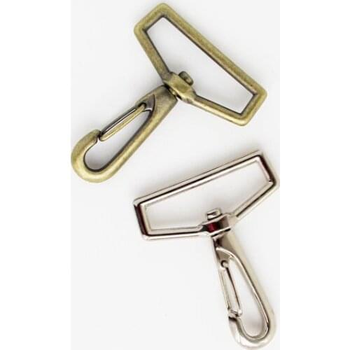 1.5 Inch Swivel Hooks | Clips | Large Clips