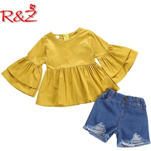 R&Z Childrens Set 2019 Summer New European and American Girls Set Trumpet Sleeve Top Denim Shorts Two-piece Set