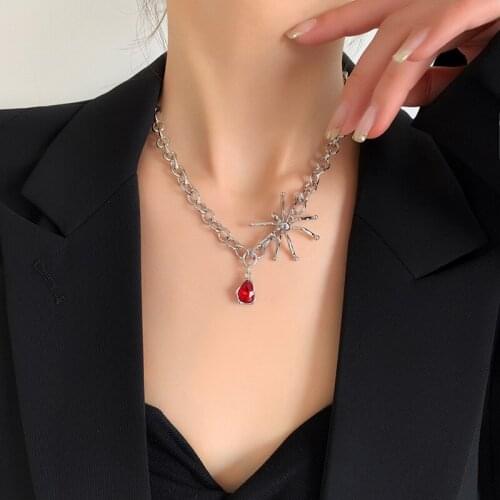 Kpop Style Spider Decor Red Waterdrop Pendant Necklace for Women Korean Fashion Silver Color Chains Choker Trendy Jewelry MS382