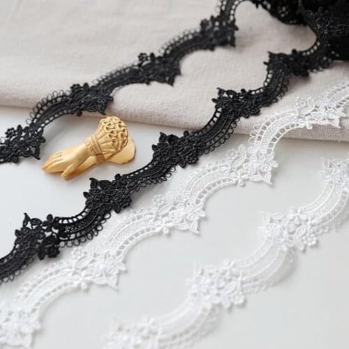 1Yards Embroidery Lace Fabric 3cm White Black Lace Ribbon Lace Fabric For Sewing Wedding Collar Trimmings encajes dentelle W38