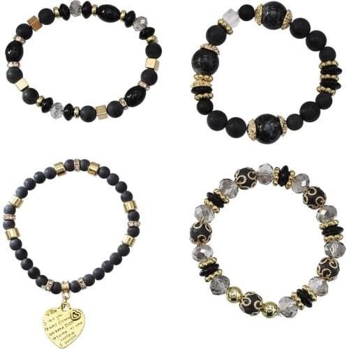 4Pcs/Set Bohemian Acrylic 4 Colors Beaded Charm Bracelets with Heart Pendant Bracelet Jewelry Women Party Jewelry Accessory