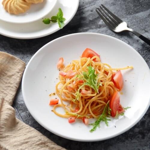 Fashion Plain White Round Shallow Dish Steak Plate Ceramic Flat Plate Bone Breakfast Meal Kitchen Home Tableware Dinner Plates