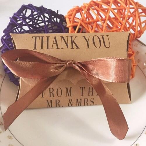 50pcs THANK YOU MR MRS Pillow Candy Box With Ribbons Rustic Wedding Favors Kraft Box Christmas Gift Box Chocolate box Supplies
