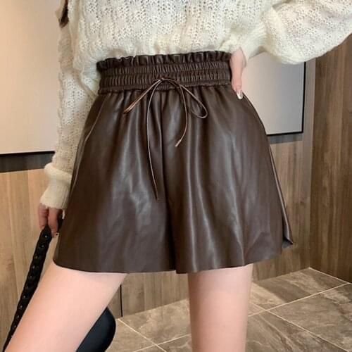 LJSXLS 2021 Casual Elastic High Waist Wide Leg Pu Leather Shorts Women Autumn Winter Korean Fashion Loose Black Shorts Female