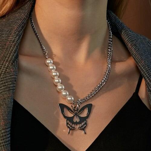 Fashion Imitation Pearl Butterfly Pendant Necklace for Women Sweet Geometric Clavicle Chain Necklace Party Jewlery Gifts