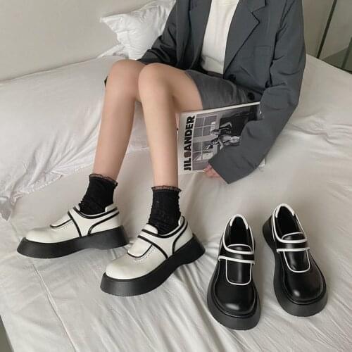 White Wedges Platform Pumps Women Casual Hook & Loop Chunky Heel Loafers Woman British Style Patent Leather Shoes Ladies