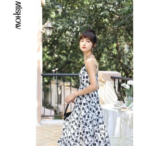 Mishow French Floral Dress for Women 2021 Summer Beach Boha Patchwork Backless Strap Dresses Female Midi Vestidos MXA28L0262