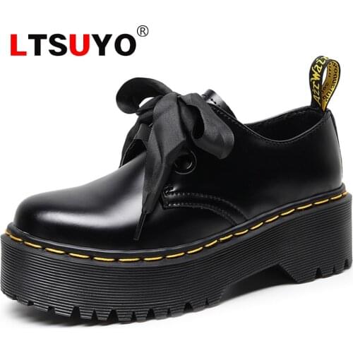 New womens leather Martin shoes, high-end platform casual shoes, fashion British classic handmade womens shoes, tooling shoes