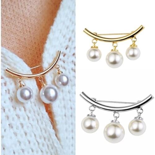 1 Pcs Fashion Pearl Fixed Strap Charm Safety Pin Brooch Sweater Cardigan Clip Chain For Women Gift