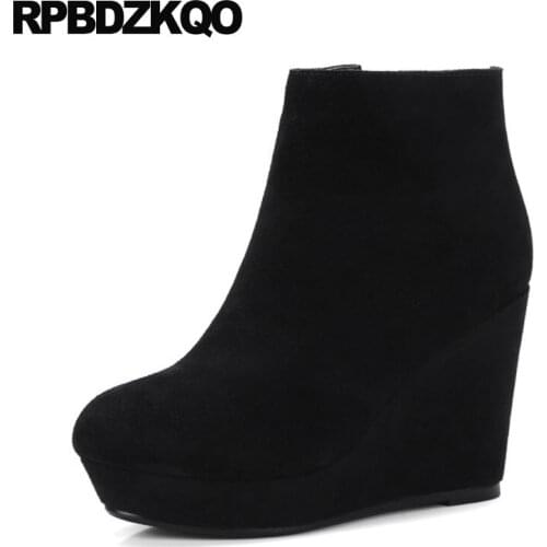 Autumn Muffin Trend Booties Women Ankle Boots 2021 Round Toe High Heel Shoes Fur Wedge Luxury Black Suede Winter Fall Platform