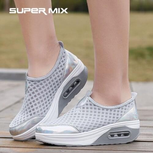 Womens casual shoes fashion breathable walking mesh flat shoes women white sneakers women 2021 fashion height-increasing shoes