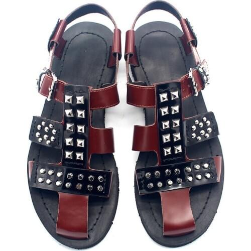 Vintage Rivet Gladiator Sandals Men Streetwear Brown Cowhide Handmade Beach Flats Sandals Summer Genuine Leisure Leather Shoes